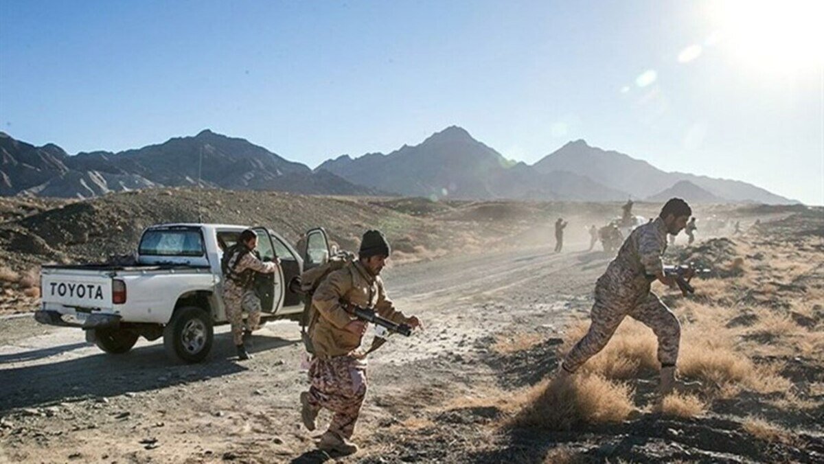 کشته شدن ۴ تروریست در راسک/ عکس