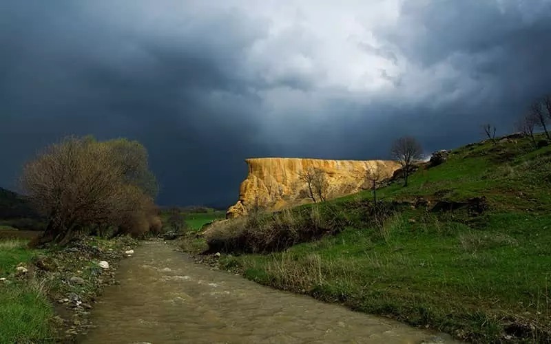 کانی گراوان؛ چشمه‌ای که تاریخ را حکایت می‌کند