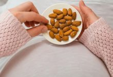 کاهش کلسترول خون با خوردن یک مشت مغز