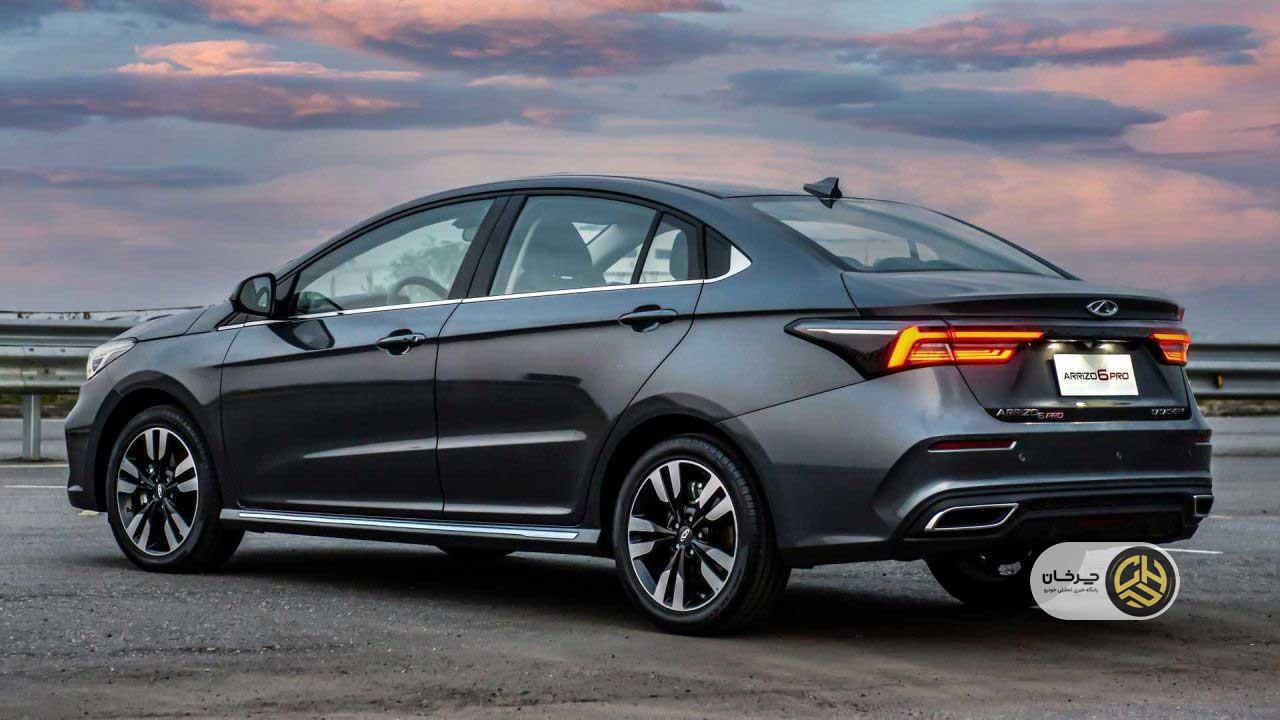 مزدا ۳ قدیمی در برابر آریزو ۶ توربو صفر