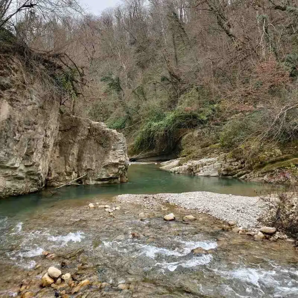 لذت گرمای چشمه آبگرم بلیران مازندران در سرمای پاییز 5 172097047