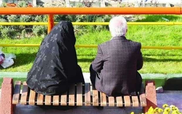 سالمندان کشور بیشتر زن هستند یا مرد؟ 4 سالمندان کشور بیشتر زن هستند یا مرد؟