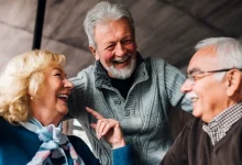 فوت و فن زندگی؛ راز شادی در سنین بالا: ۵ عادت افراد شاد