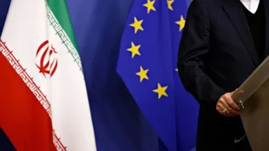 چرا ایران همزمان در پاریس و اسلام‌آباد مذاکره می‌کند؟