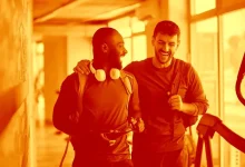 این یک عادت کوچک شما را پیش همه محبوب می‌کنند